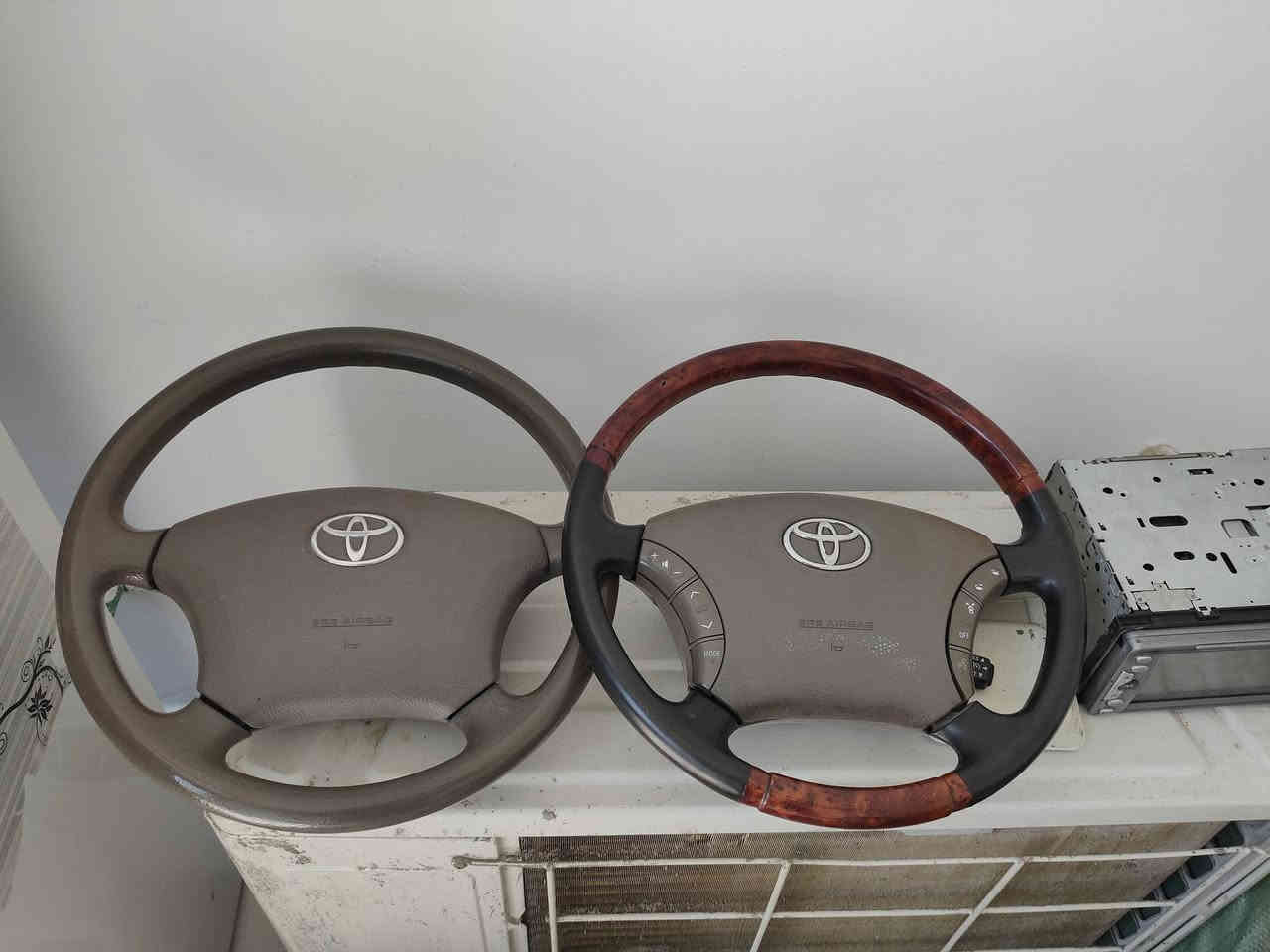 غراض ابصم للبيع وعندي باب امامي صدفي وباب خلفي سلفر وجاملغ امامي جههة الايسرئ هم صدفي كامرات عطر  اماميه بلاديه العنوان البصره القبله 
***********
