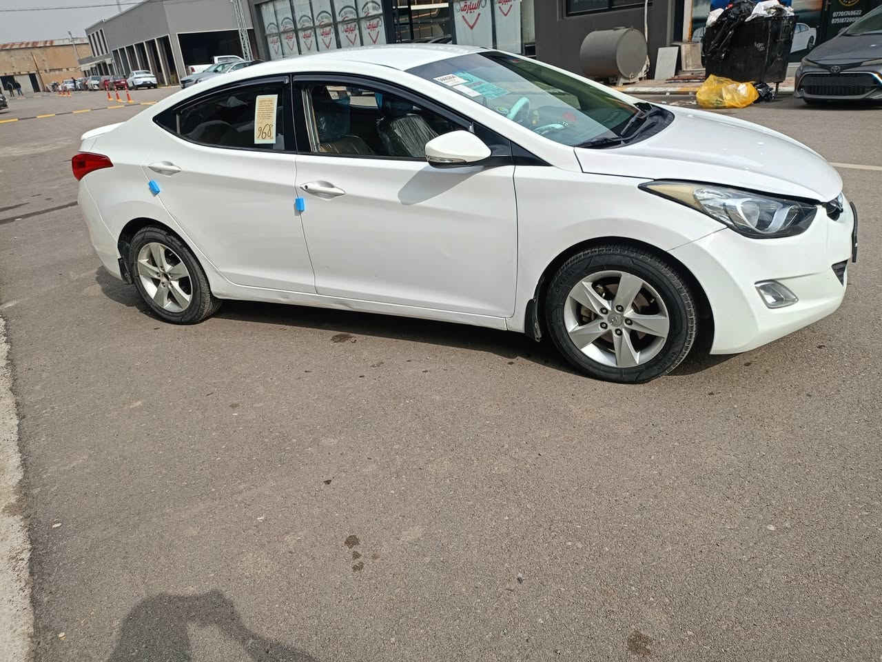 سلام عليكم اخوان النترا موديل 2012 محرك 16دوش المرغوب رقم دهوك سنويا  ورقم كلو جديد كابون بانزين الكتروني انطيك نسخة بيها بوند مبدل اصلي وبيها مكانتين صبغ داير وشبر بلجاملغ السيارة جاهزة مايعوزها مصرف السعر 110$بيها مجال الاستفسار على الرقم كورك ***********. اسيا ***********
