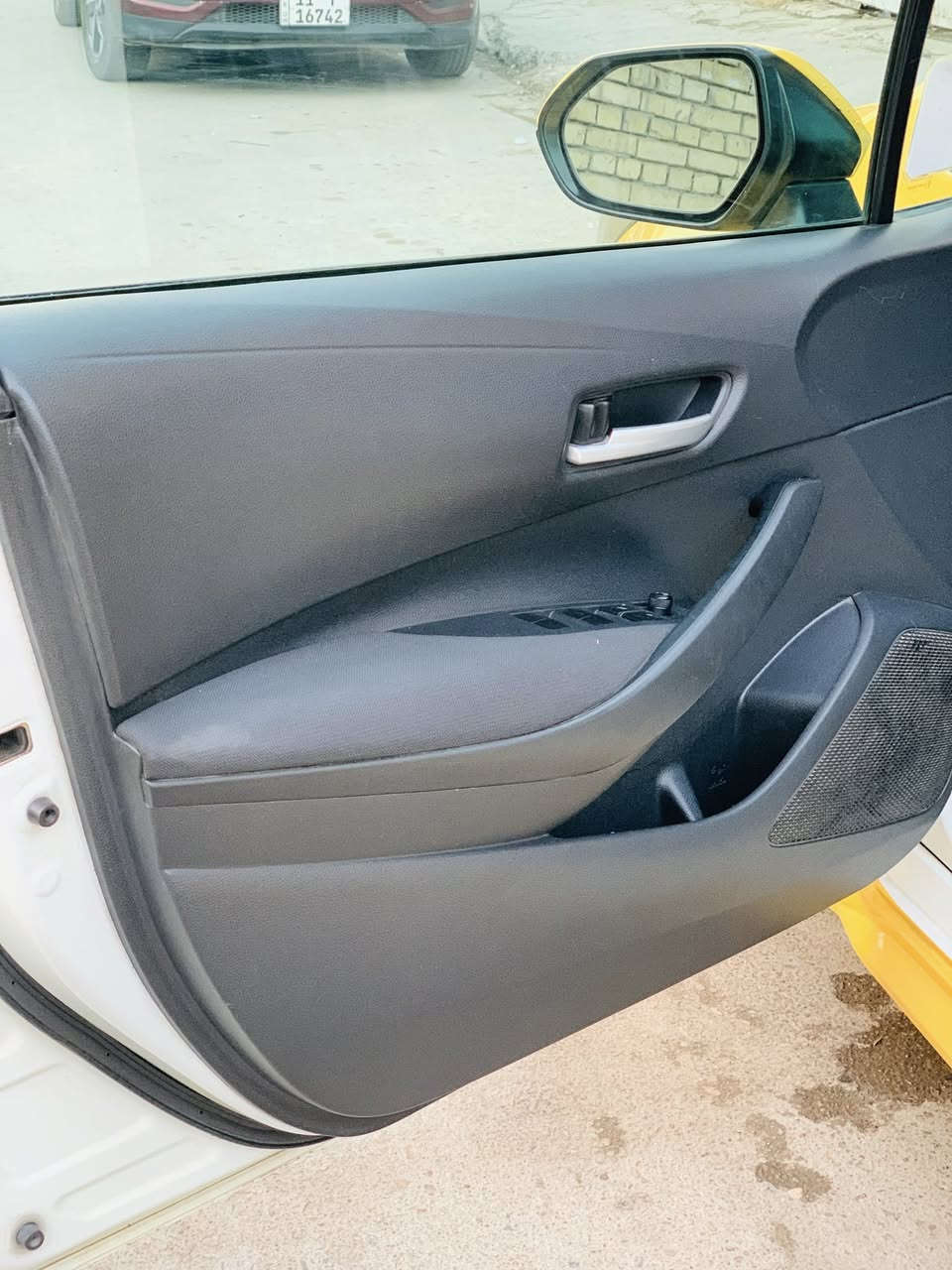 السلام عليكم شباب للبيع كورلا 2020  xle السيارة فول الفول فتحة تحكم ستيرن تدفئة ستيرن تدفئة كشنات  بصمة تشغيل بصمة أبواب مثبت سرعة دوشمة عام حادث قبق جنطة وجاملغً بدون تبديل بدون إرباك ليبل واحد رقم دولي 
السعر 155 للاستفسار ***********
