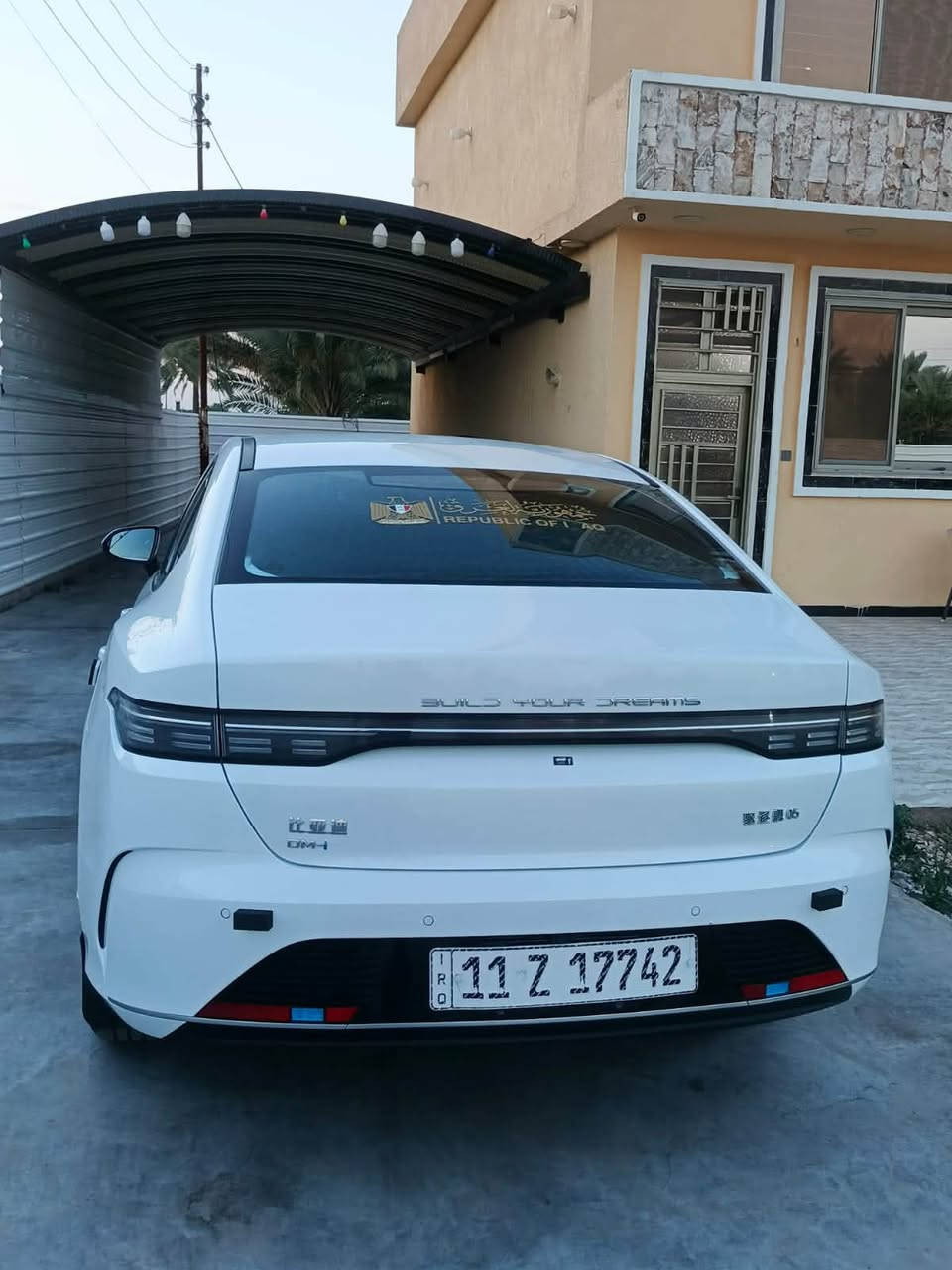 السلام عليكم
بي واي دي دستروير موديل 2025
رقم بغداد
ماشية 24000 

✅ تصميم عصري وحديث جداً
✅ محرك اقتصادي وقوي
✅ صرفية ممتازة جداً
✅ جير أوتوماتيك ناعم
✅ شاشة كبيرة حديثة
✅ كاميرا خلفية
✅ تشغيل بصمة
✅ دخول ذكي
✅ Bluetooth
✅ تحكم ستيرن
✅ تحكم صوت من المقود
✅ مثبت سرعة
✅ إنارة LED حديثة
✅ سنسرات
✅ تبريد ممتاز
✅ مقاعد مريحة وفخمة
✅ ديكور داخلي عصري
✅ زجاج كهربائي كامل
✅ مرايا كهرباء
✅ ABS + نظام توازن
✅ مانع انزلاق
✅ وسائد هوائية متعددة
✅ سيارة نظيفة جداً وما تحتاج أي صرف 
_ السياره كفاله عدا بارد بسيط بالهلال مثل ماموضح بالتصوير فقط 
للاستفسار
 *********** ☎️ 

#معارض #سيارت #العراق #بغداد #محافضات
