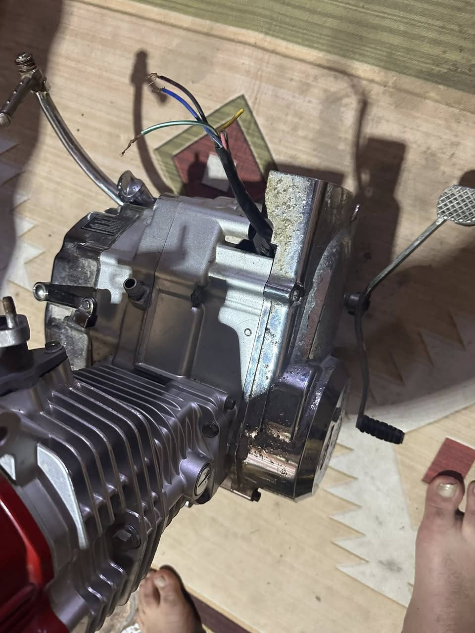 تيربو نامه للبيع ما مفتوح بس بي خيط تبخير سعره 150 قفل الصفايح جاردات بس يتبدلن ماعليهن شي ***********
