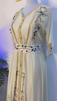 قفطان مغربي • فري لحد ٨٠ • نضيف