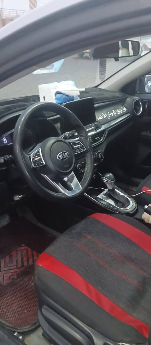 سلام عليكم كيه فورتي معوقين سنتين صير حره  موديل 21 حادث جنطه بارت فول  موصفد عده دنته وبصمه رقم انبار سعر 135وبيه مجال عنوان بغداد غزاليه ***********و
***********واتساب
