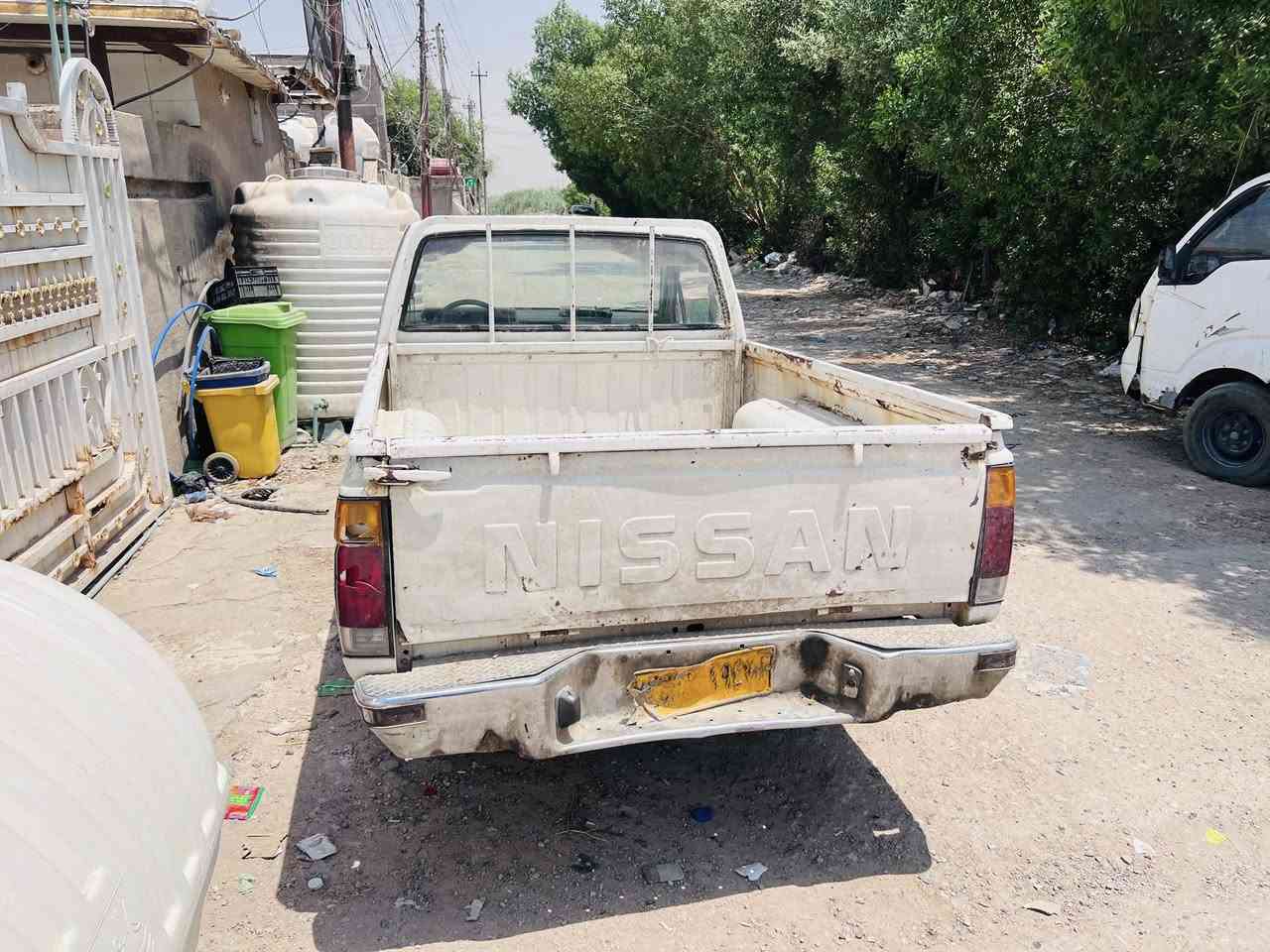 سلام عليكم عندي هاي سيارة لبيع رقم اصفر الأنبار  بسمي بيع تصقيط سعر مناسم مكاني بغداد جسر ديالى جديد ل لكرغوليه رقم ***********

