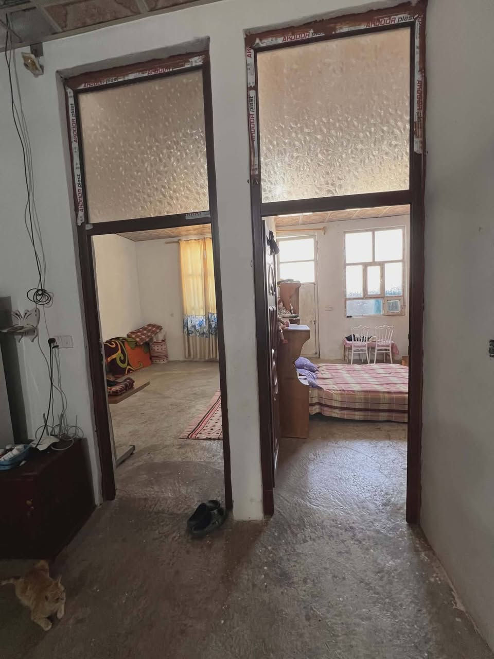 بيت في قضاء المنصورية /دلي عباس/حي المصطفى جنس الارض وقف زراعي 200 متر 
كامل خدمات باقي فقط التبليط ماء/مجاري/كهرباء /شارع 8 متر صافي
نقص البيت بيتونه وستاره وسيراميك ارظية 
البيت يحتوي على غرفتين نوم /صاله /مطبخ /صحيات /هول /استقبال/ كلدور /كراج/صحيات خارجية 
ابواب وشبابيك بلاستك ابيعة هوه والاثاث مالتة غرفه نوم مبردات 2 شاشه ثلاجة مجمدة جدد مكيفات ميديا ثنين جدد 
يصلح سكن واستثمار الايجارات اقل شي 175 الف 

السعر 42 وبي مجال تحويل باسمك بنفس اللحظة 
ما مطلوب للدوله ولا ربع دينار 
***********
***********

