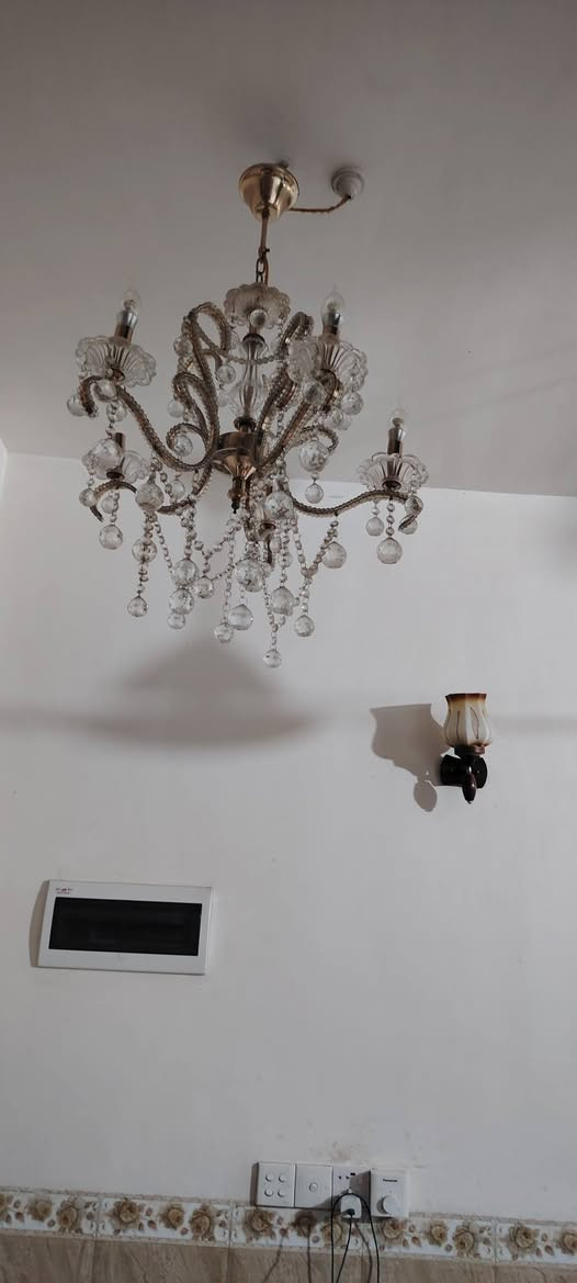 زوج ثريات لون أبيض وزوج ذهبي شغالات سعر الزوج ب١٥٠


**إذا كنت صاحب هذا الإعلان وتريد حذفه لأي سبب، رجاءا أرسل رسالة إلى الدعم الفني**