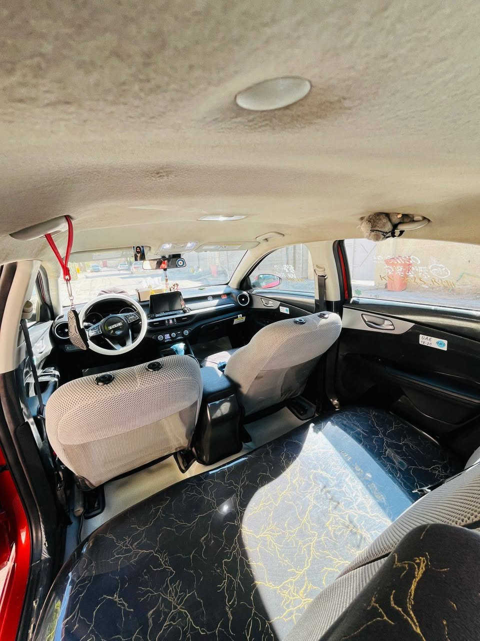 فورتي 23للبيع ماشيه 69الف حادثه بنيد ودعاميه والبنيد نفسه مبقينه بي بارد وجاملغاته مفتوحه السياره ليبل واحد بدون دواخل السياره حادثه بل العراق صفحه بس بارد عله كد شبر السعر 135وبيه مجال ***********مكان بغداد حي اور
