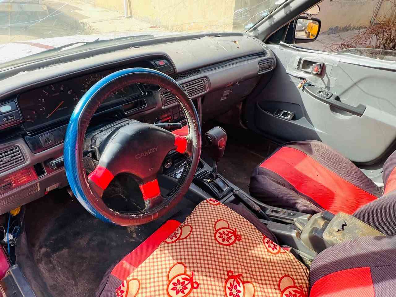 كامري موديل 90 گير أوتو محرك وكير بل شرط رقم آرا سنوية كارتوني شرط لتحويل لسعر 17 وبيها مجال للشراي مكان لسيارة كركوك ***********
