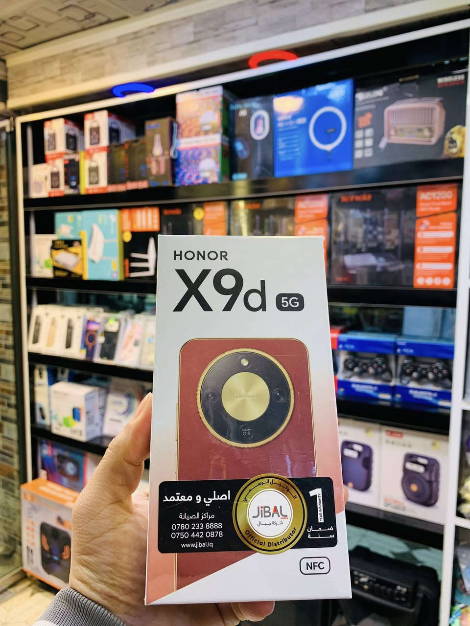 جميع انواع الاجهزه الجديدة وبااسعار تنافسية متوفر الان داخل مكتب الشرق ومتوفر التوصيل الى جميع انحاء العراق 
متواجدين من الساعه11 صباحا الى11 ليلا موصل سوق الميثاق ***********.  
الاسعار تبدا من90 الف الى390 الف دينار حسب الجهاز
