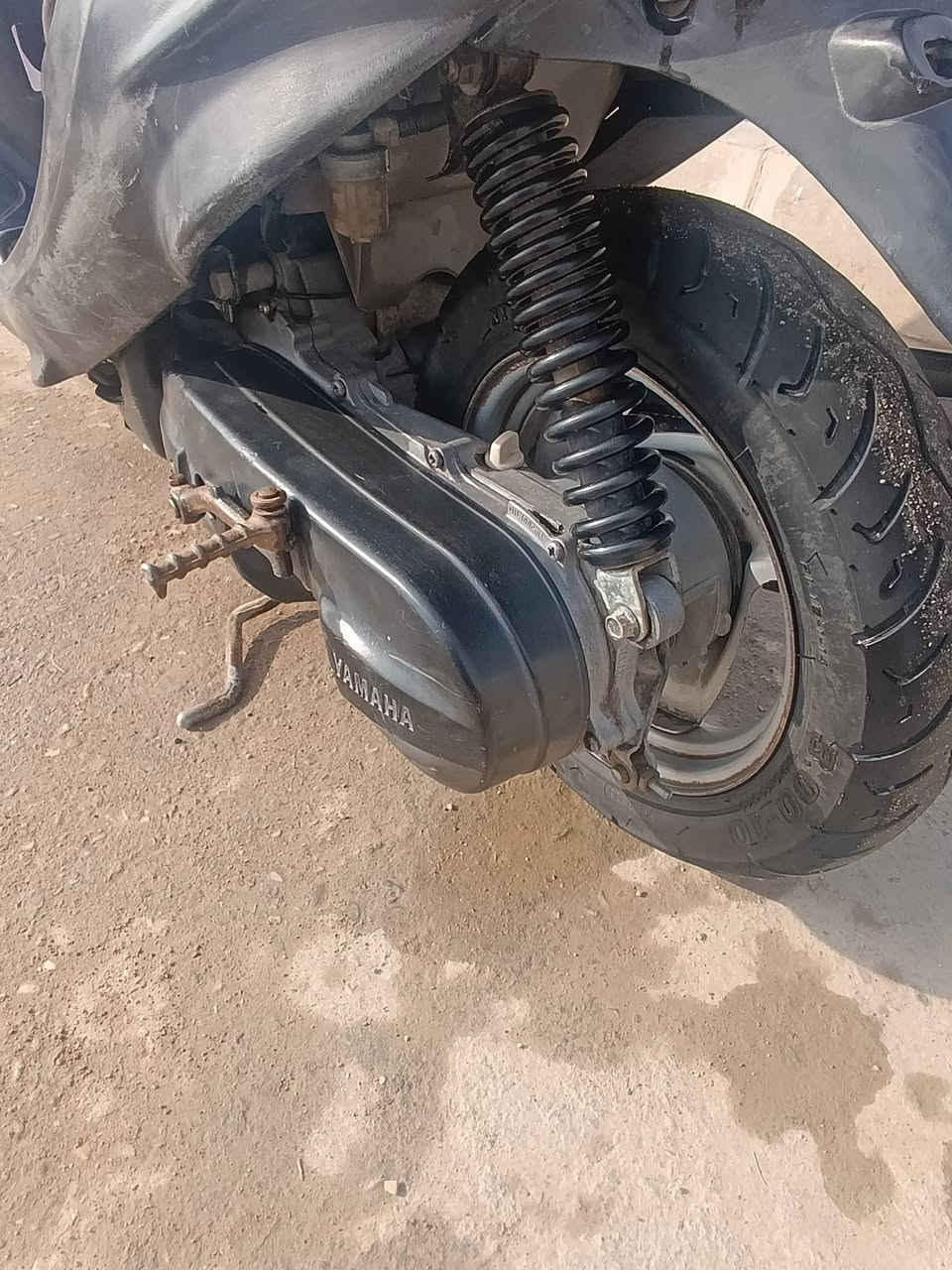 سلام عليكم 9 يوماهي للبيع كفاله عامه ب700 وبيها مجال مكان دور النفط ***********
