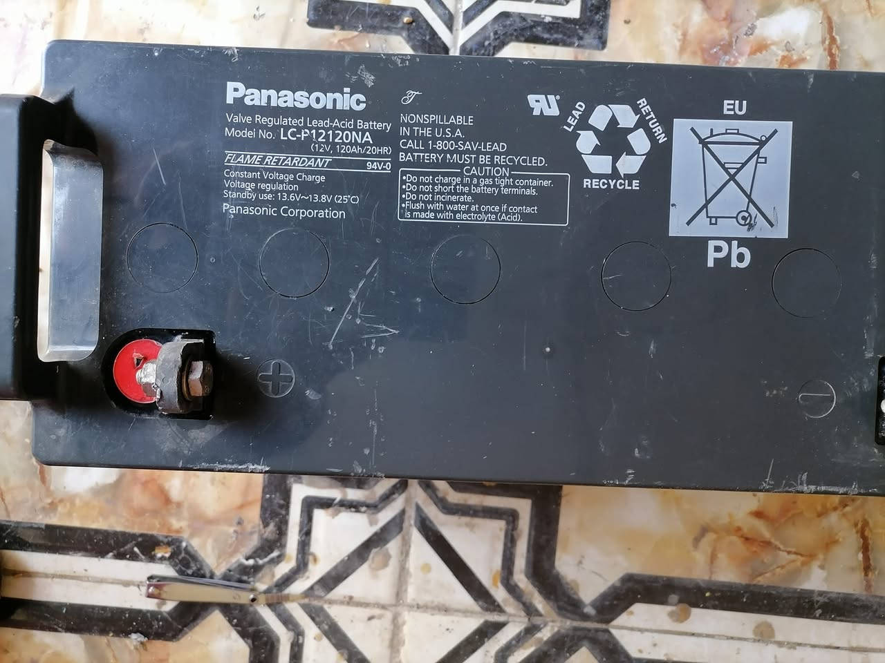السلام عليكم متاح عاكسه معه فقاسه معها باتري للاستفسار الاتصال على الرقم *********** مامتواجد علئ الفيسبوك
