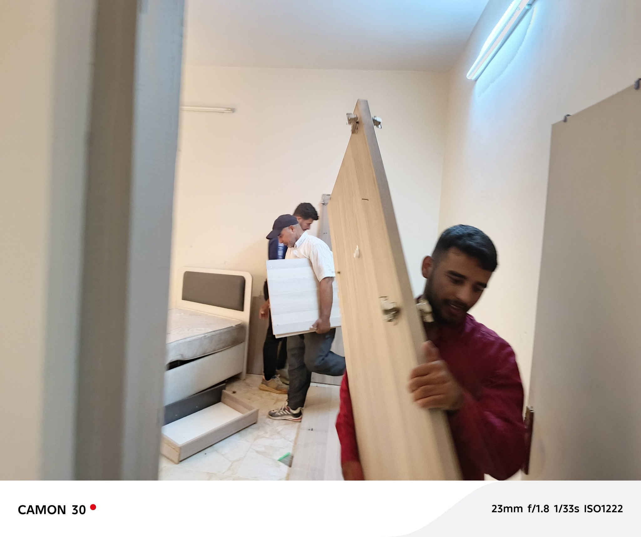 العالمية لنقل الاثاث المنزلي والخدمات المنزلية داخل كركوك 💯😊خدماتنا هي...... 
فتح وشد غرف النوم
فتح ونصب السبالت
فتح وشد جميع المطابخ
شراء الاثاث المستعمل
سيارة كبيرة وصغيرة لنقل الاثاث مع عمال متمرسون
نقل جميع الشركات والدوائر والبيوت 
نقل من كركوك للمحافظات 

هاتف ***********
