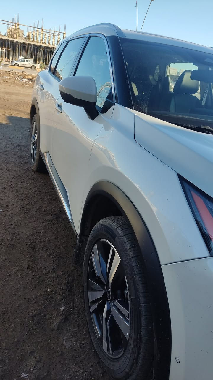 السلام عليكم ورحمه نيسان روج الون ابيض فول الفول المواصفات رقم اربيل ماشية 10الاف كيلومتر محرك 1500تيربو ضرر بنيد فتحة سقف واحد على واحد مكان ديالى السعر 185 الاتصال على الرقم ***********
