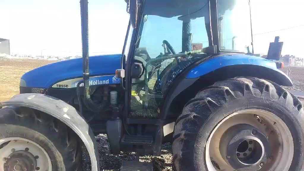 نيولاند حجم 90 فول عادي موديل 2007 للبيع عنوان طريق سليمانيه ***********
