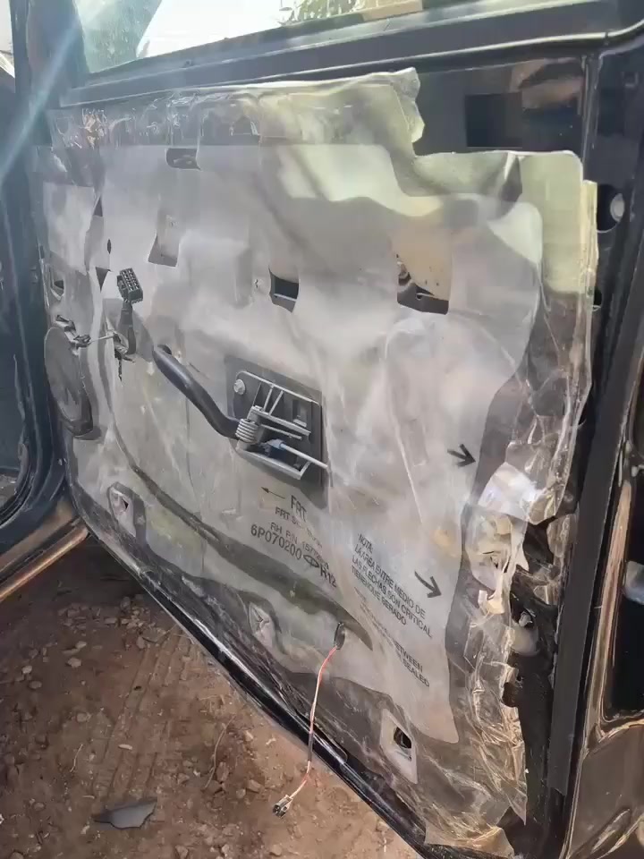 سلام عليكم الفينيه 2005 كويتيه مكينه 8100 شرط ماشيه 180 الف ابيع تفصيخ الي يحتاج غراض خل يخابرني يوجد توصيل جميع محافظات العراق 🚛 العنوان السماوه قظاء الرميثه رقمي تصال او واتساب ***********
