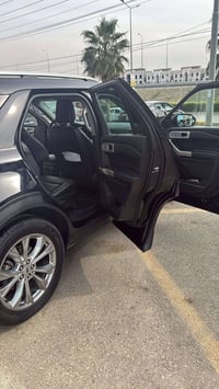 فورد 2021  ماشيه 150 الف  بدون صبغ  فقط تعديل بارد بالجاملغ والباب جهة...