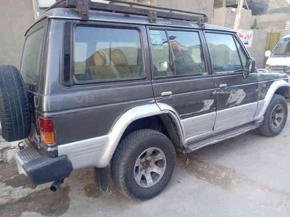 سلام عليكم كالوبر موديل ٩٦
رقم بغداد ألماني مشروع وطني
مكينه بطه ثنين ونص مكفوله
صدرها نص ونص كهربايتها شغاله
تخم تايرات جديد العنوان
بغداد مدينة الصدر الاورفلي
السعر ٤٢ بيها مجال
رقم الهاتف ***********
