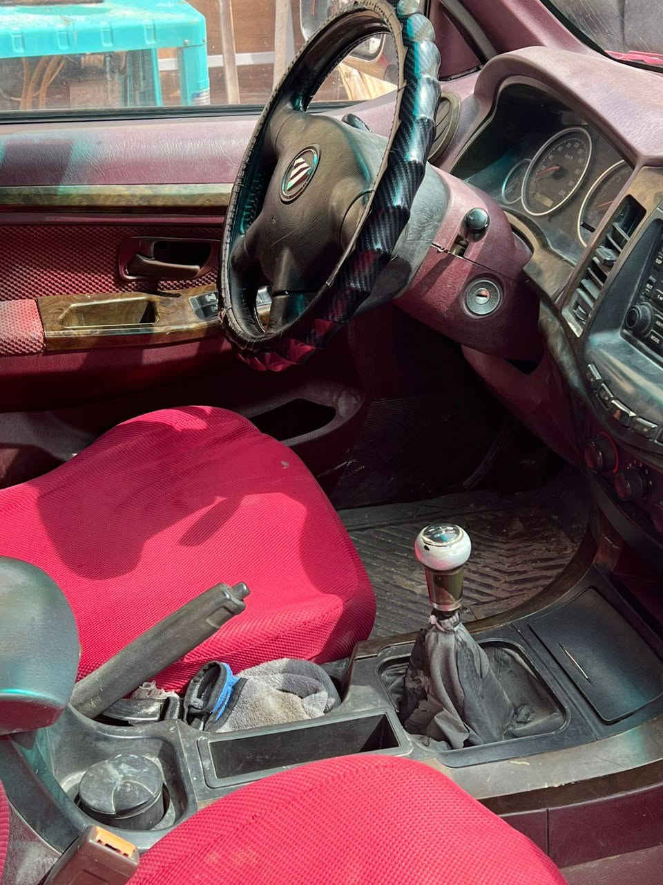 بيك اب فوتون مكفولة من الضربة والصبغ مكينة وگير مكفول موديل 2013 بإسمي رقم انكليزي كربلاء جديدة ونظيفة كهربائيات كلها شغالة تبريد شغال السعر 50 وبيها مجال قليل
***********
