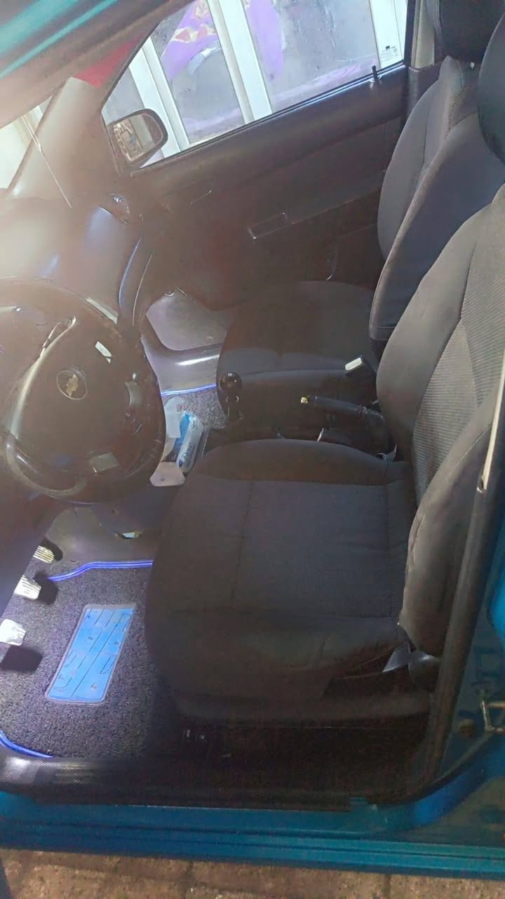 يا الله افيو خليجي موديل 2009 السيارة كاملة من كلشي كير عادي ما ناقصهة اي شي كبل للشارع مال جناي رقم اربيل تحويل ثاني يوم بدون قطرت صبغ بيهة شخط جانبي للسيارة من الباب عكس السايق والورا والجاملغ الخلفي سعرها 61 ورقة او بيهة مجال مكاني بغداد البياع ***********
