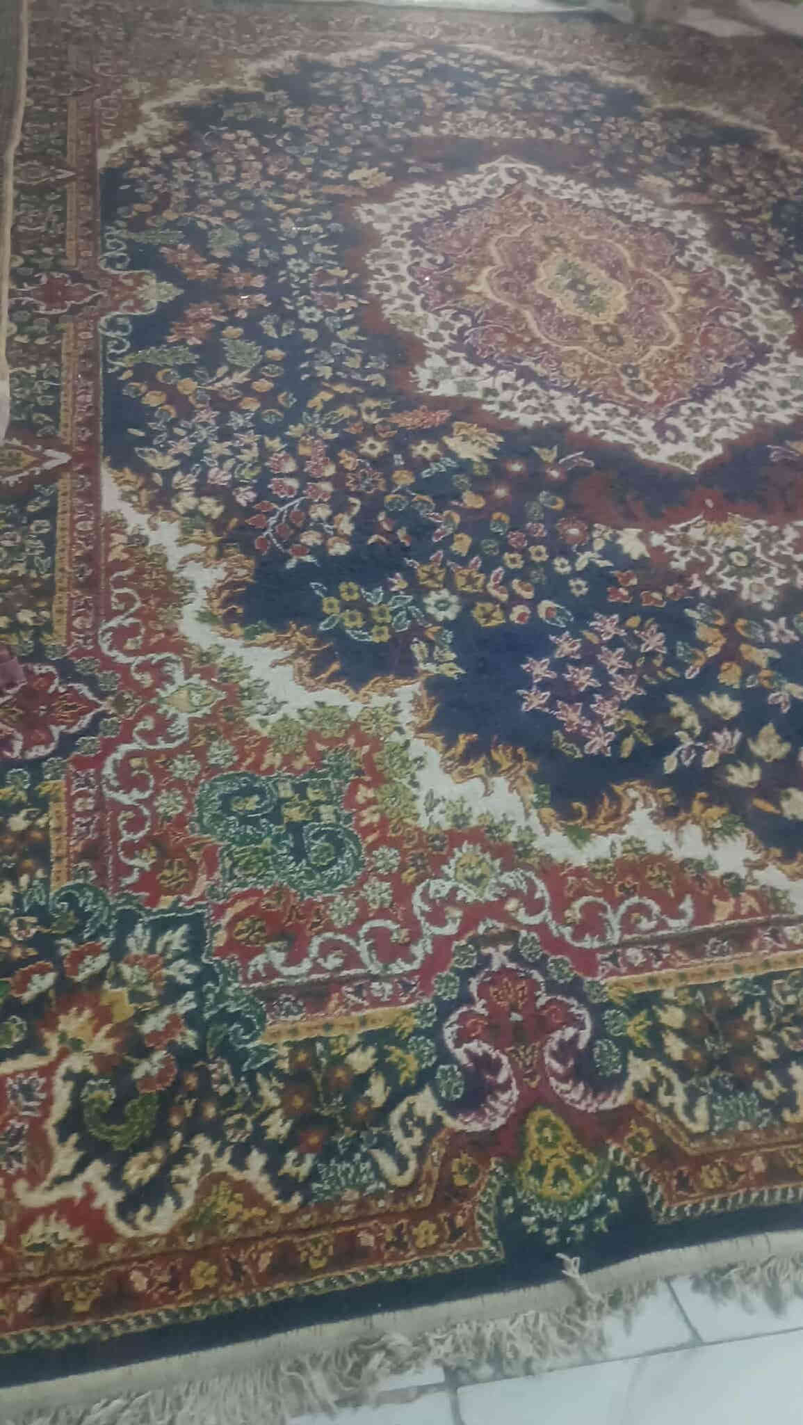 سلام عليكم غراض للبيع مكان دوره ابو دشير اكو توصيل بكروه شراي يتفضل خاص او وتساب ***********
