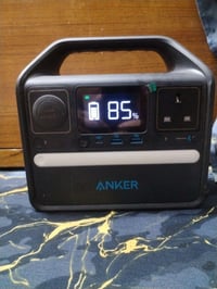 انفيرتر عاكسه  من شركه انكر  بطاريه ٢٠ الف ملي امبير  ٢٥٦ واط  سعره ١٥...