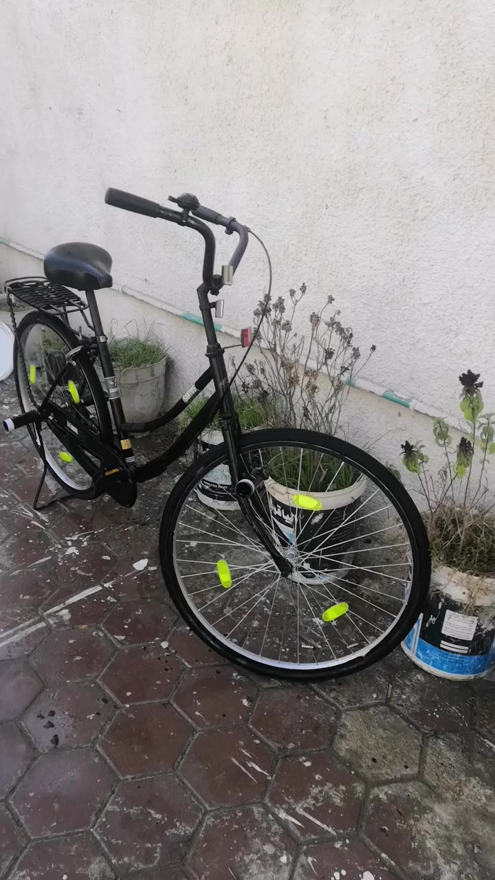 السلام عليكم شباب بايسكل للبيع حجم 26 السعر 125 وبي مجال الشراي يجي خاص وغراضه كامله مكاني كوت


**إذا كنت صاحب هذا الإعلان وتريد حذفه لأي سبب، رجاءا أرسل رسالة إلى الدعم الفني**