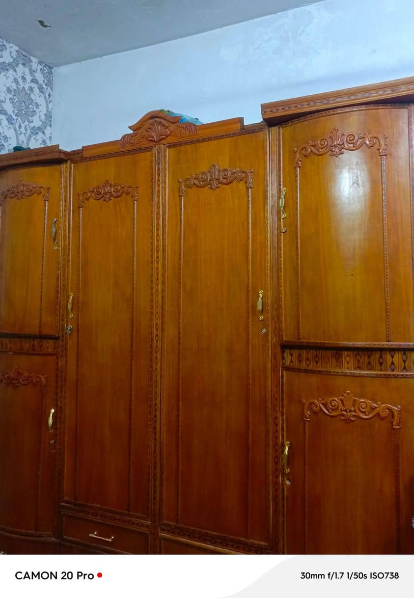 السلام عليكم كنتور صاج عراقي نضيف اي اضرار مابي وسعره مناسب ومستعجل ع بيعته الي يرده يتصل واتساب ع ***********
