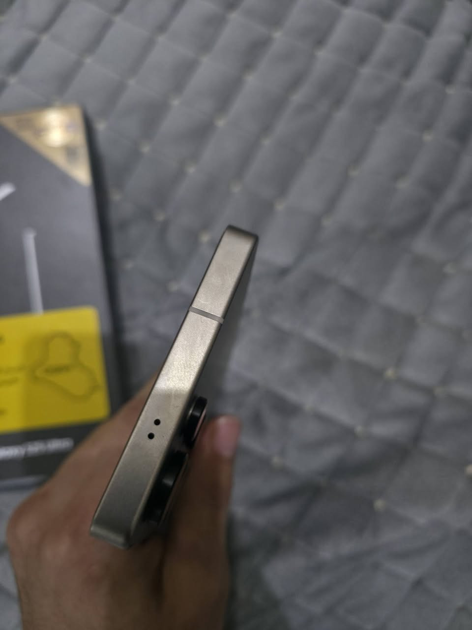 S25 جديد ستعمل قليل 
سعر 1200ومبي مجال 
الهاتف ***********
