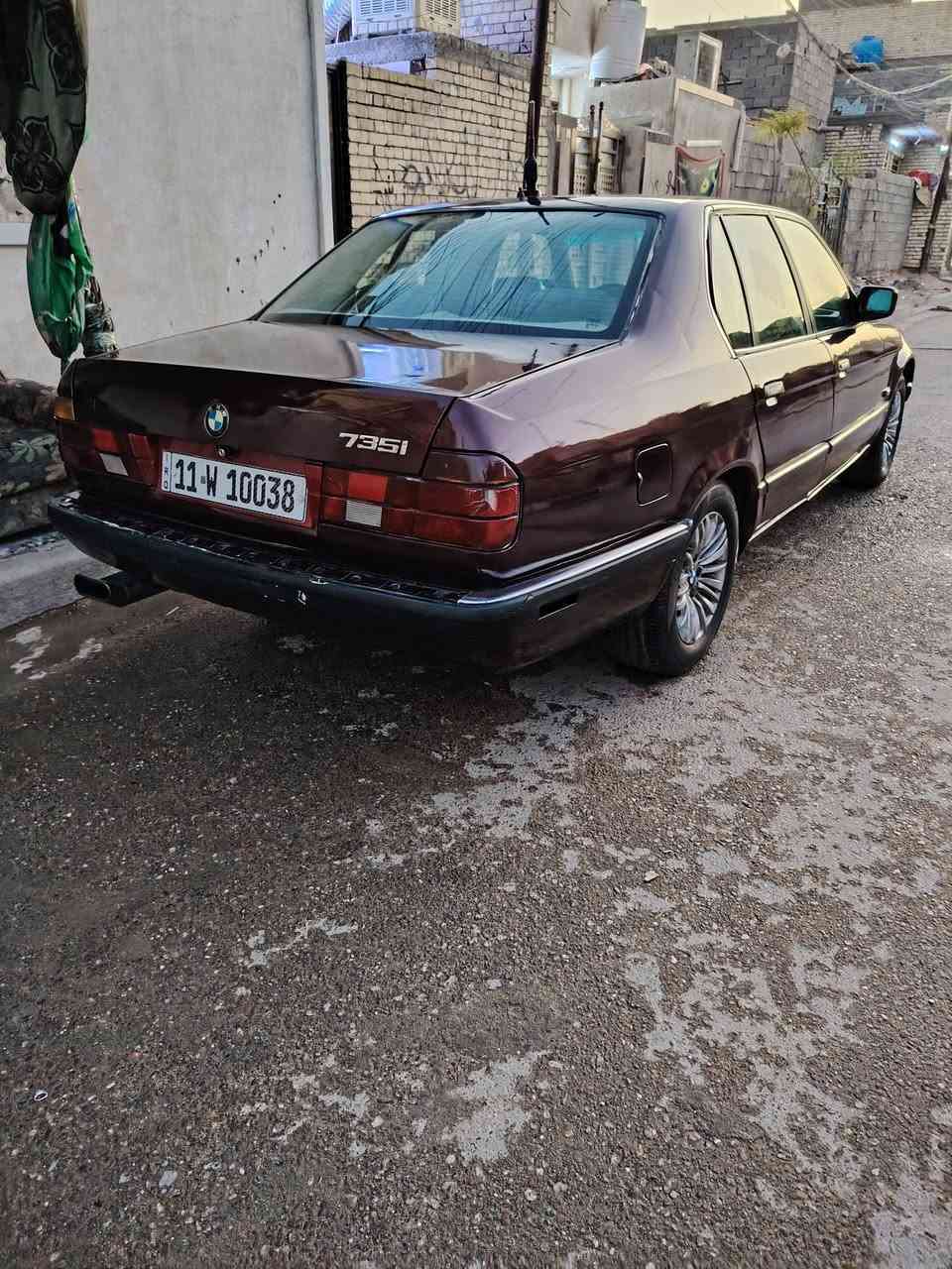 السلام عليكم BMW موديل 91 كير ومحرك جدد غرفه نضيفه تخم تاير صدر امامي خلفي جدد درايم شفت خلفي جدد التبريد جان ثلج قبل يومين وكفت الكمبريسر بسمي هزه جديده تحويل مباشر السعر ٥٥ وبيها مجال بسيط ***********
