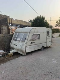 كرفان اوربي للبيع ٤ متر نظافة متوسطة  منفيس اصولي  مكانه بغداد عرب جبو...