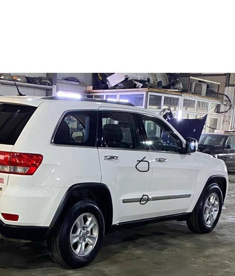 جيب لاريدو موديل 2011
دفع رباعي
ماشيه 174 مايل
مابيها صبغ، فقط باب خلف الراكب بيها كارت
محرك والكير ما مفتوح

طقم تاير جديد
سنوية حتى الشهر الخامس 2027

السيارة مابيها اي نقص

السعر: 🟧 السعر علق يوصلك السعر 📮
للتواصل: ***********

#جيب_لاريدو #لاريدو_2011
