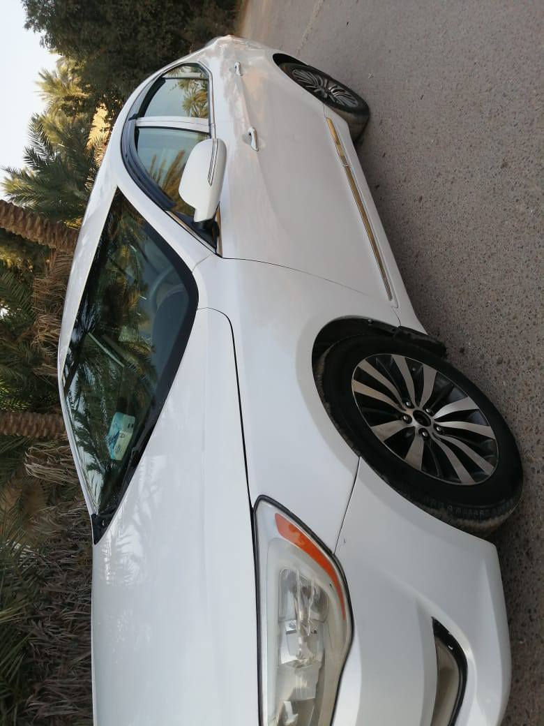 سلام عليكم. سياره كادنزا محرك 2600 كير ومحرك مكفول تخم تاير كهربايات كلهن شغاله تخم تاير كامره خلفي شاشه شغاله. الاستفسار  الاتصال ع الرقم ***********
