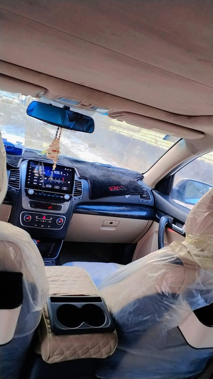 السلام عليكم مرخصة الادمن
سورنتو 2015
فول مواصفات 
بانوراما 
6  / سلندر
7 / راكب
خليجي 
الضرر بالعراق شي بسيط جدا 

السعر 180 وبيها مجال حك الجيه 
الموشراي ليكسر بحلال الناس الله يرحم موتاكم
***********
