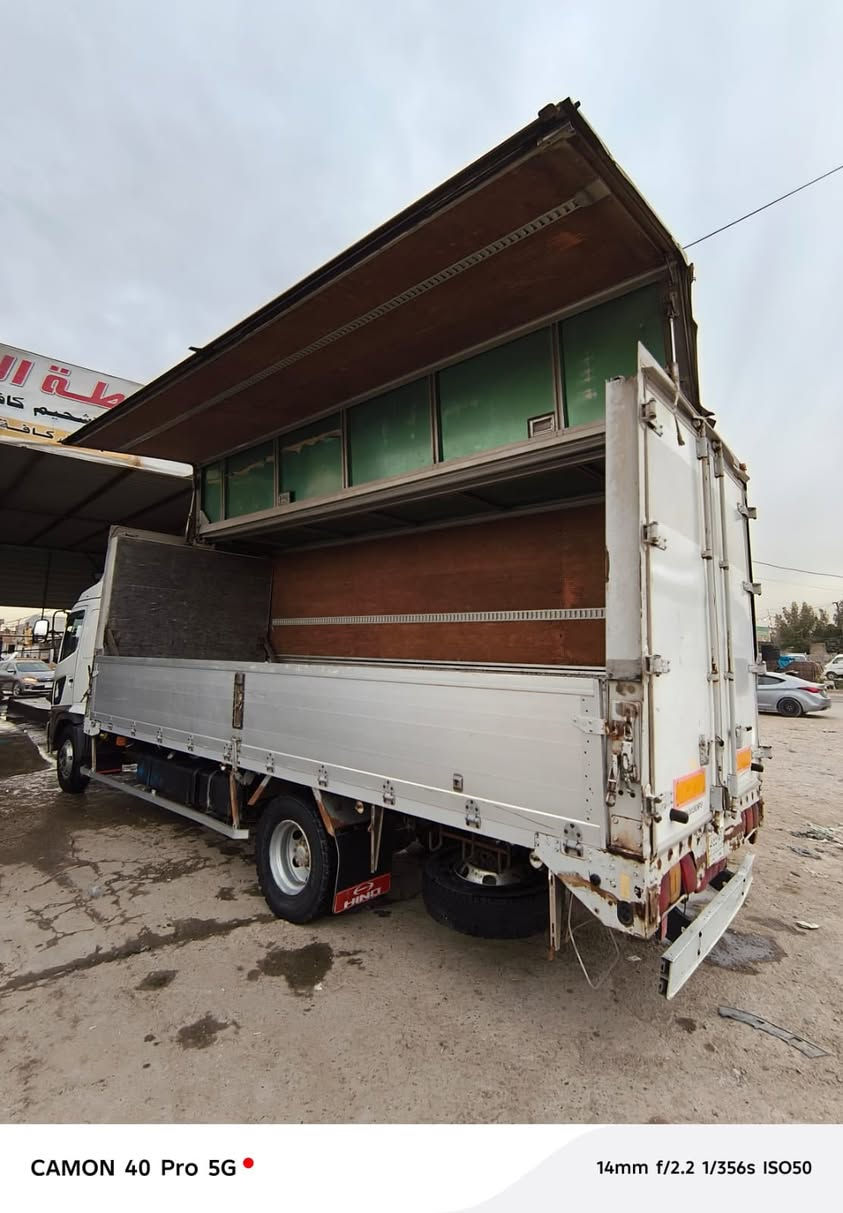 هينو للبيع موديل 2004. معلاية 2014. التفاصيل بالصور رقم بغداد المكان بغداد عويريج السعر 170. 
بيها مجال للاستفسار الاتصال ع رقم ‭0782 536 7670‬
