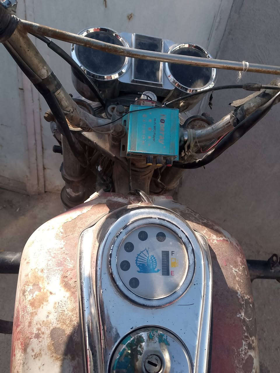 ستوتة مال كسبة اريدها ب 900 وبيها مجال أوراقها أصولية. 2016 مال شغل الي يشتري يتفضل***********
