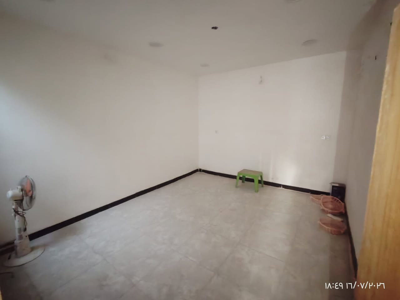 السلام عليكم 

بيت مساحة 83,33 الواجهة 6,30 النزال 13,23 نواب الضباط مقابل قطاع 2

الطابق الاول : غرفة نوم / استقبال / مطبخ / صحيات

الطابق الثاني / غرفة نوم / صحيات

مثل ما موضح بالفيديو 

للتواصل الاتصال *********** او مراسلة الصفحه

نستقبل كافة العقارات والترويج لها بيع او شراء او يجار
