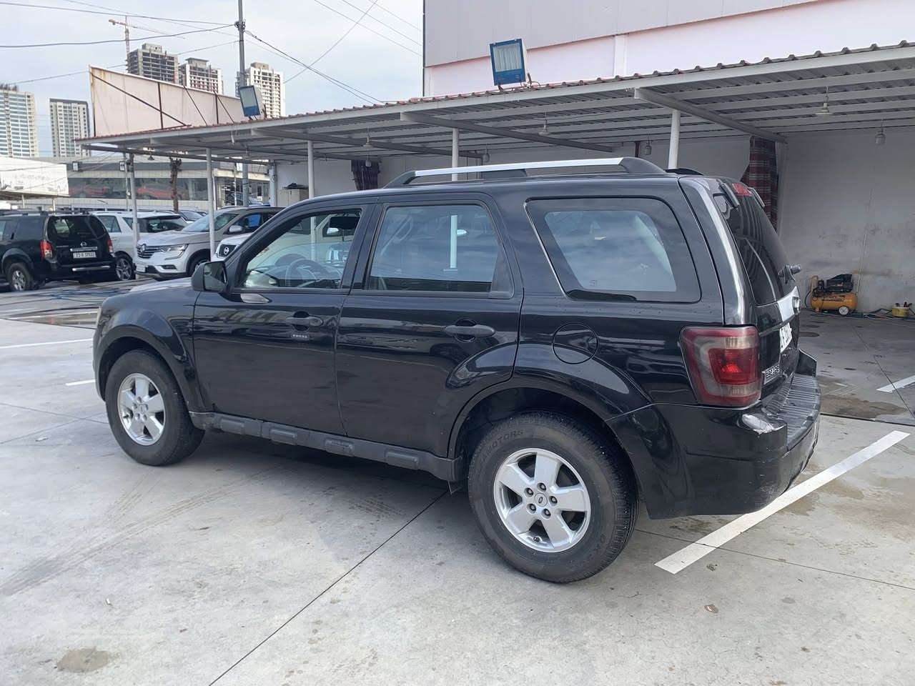 Ford escape 2011 xlt
٤بستۆن : ٢.٥ دەبل ئەکسل
بۆیاخ : ٢ پارچە بۆیاخ 
بۆنیت و چەمەلغی سەکن 
مەکینە : گیرو مەکینەی بەشەرت 
تایە : ١ مانگە تاقمی لۆکی بۆ بەستراوە
سەنەوی تان ٢٠٢٨ تازەیە 
موشتەریت نامە بنیرە 

نرخی ١١٠گەلا معامەلە


**إذا كنت صاحب هذا الإعلان وتريد حذفه لأي سبب، رجاءا أرسل رسالة إلى الدعم الفني**