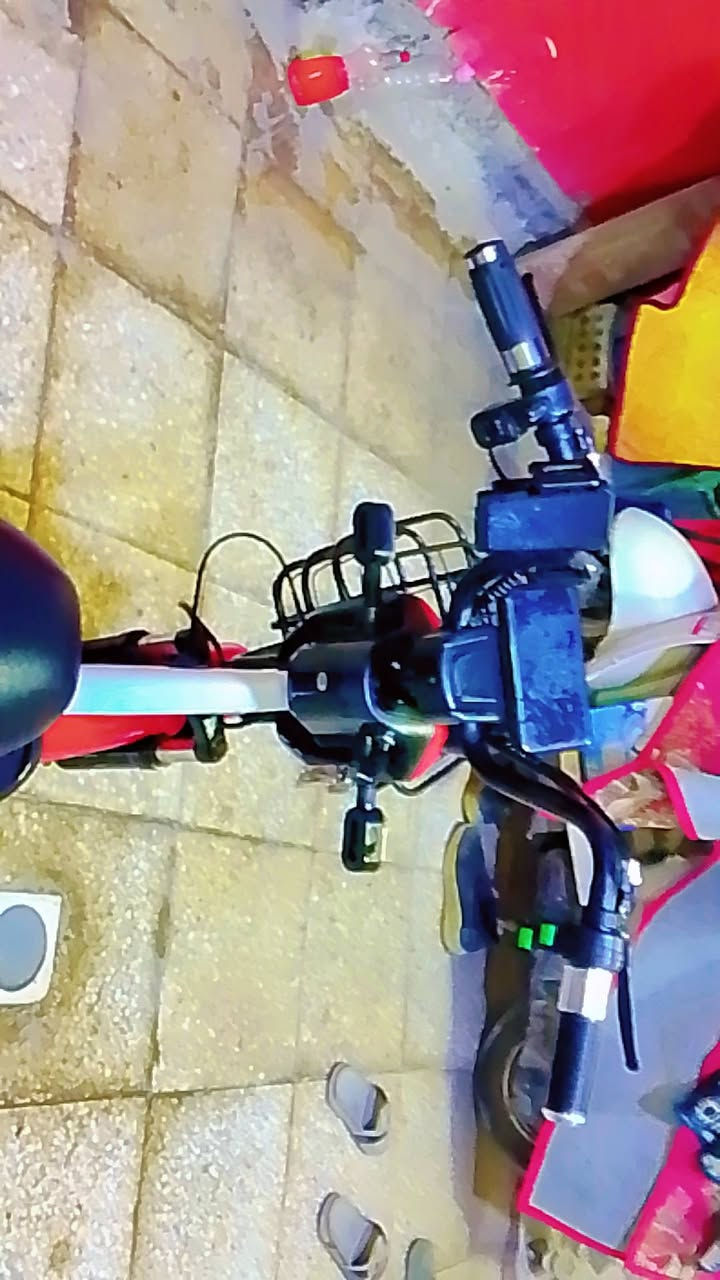 درجة شحن لبيع سعره 350 ٫أربع بطارية 🔥🔥 سرعة 60،سماعة بل بلوتوث، بغداد الشعب 🔥 رقم الهاتف ***********, شاركو منشور
