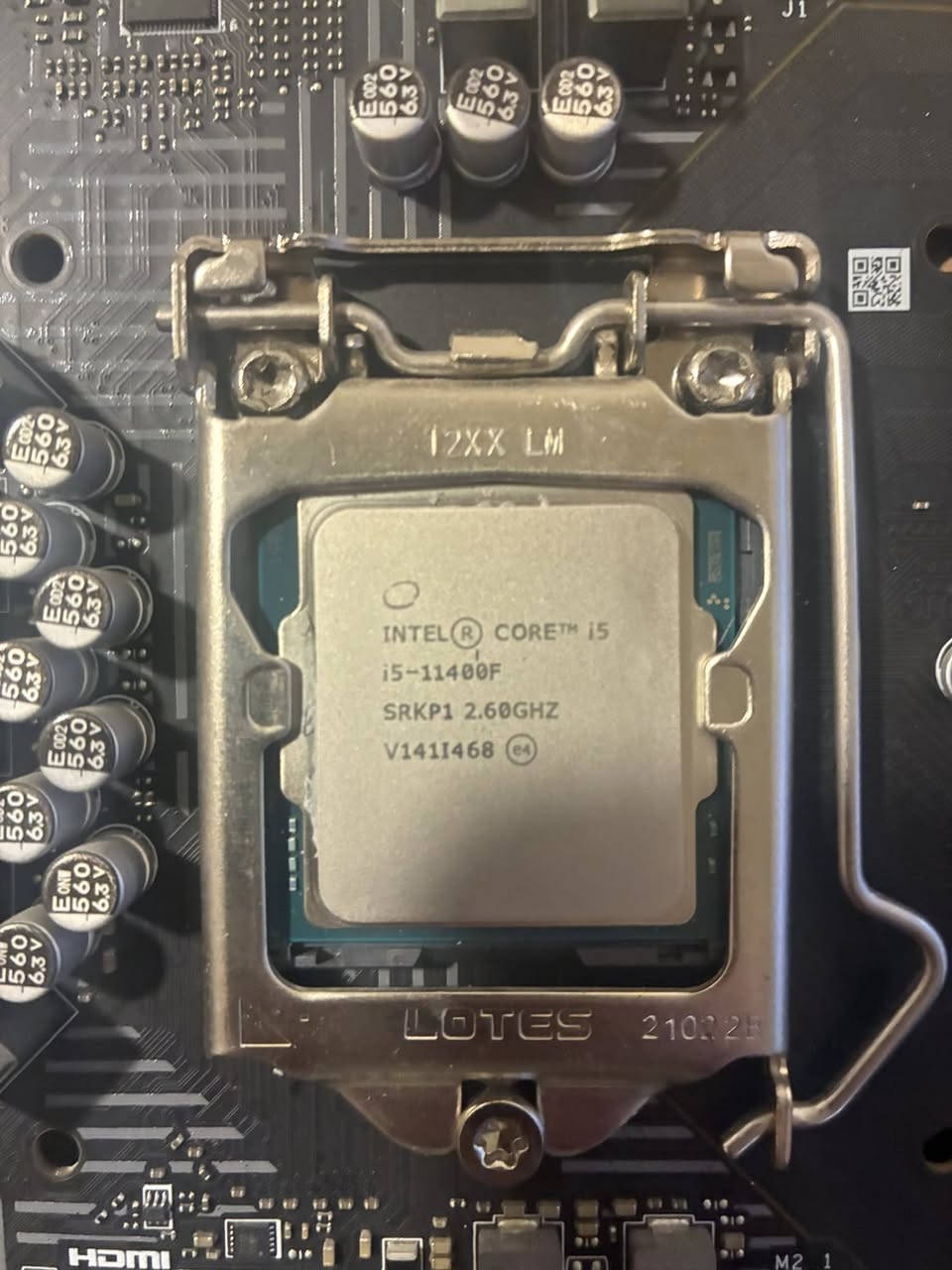 السلام عليكم شلونكم شباب
كارت شاشه 

EVGA RTX 3060Ti XC Gaming 8GB MA LHR
سعر 350 الف 

معالج انتل i5-11400F 
سعر 120 الف 

مذربورد 
Motherboards MSI H510M PRO
تحتوي على اربع منافذ sata + منفذ m.2 
سعر 80 الف 

جميع الملحقات موجوده + الكراتين 

لحد يصير ظريف ويكول غالي لان اني مشتري التجميعه من جانت الاسعار غاليه والوصل موجود

*********** 
بغداد / زيونه
