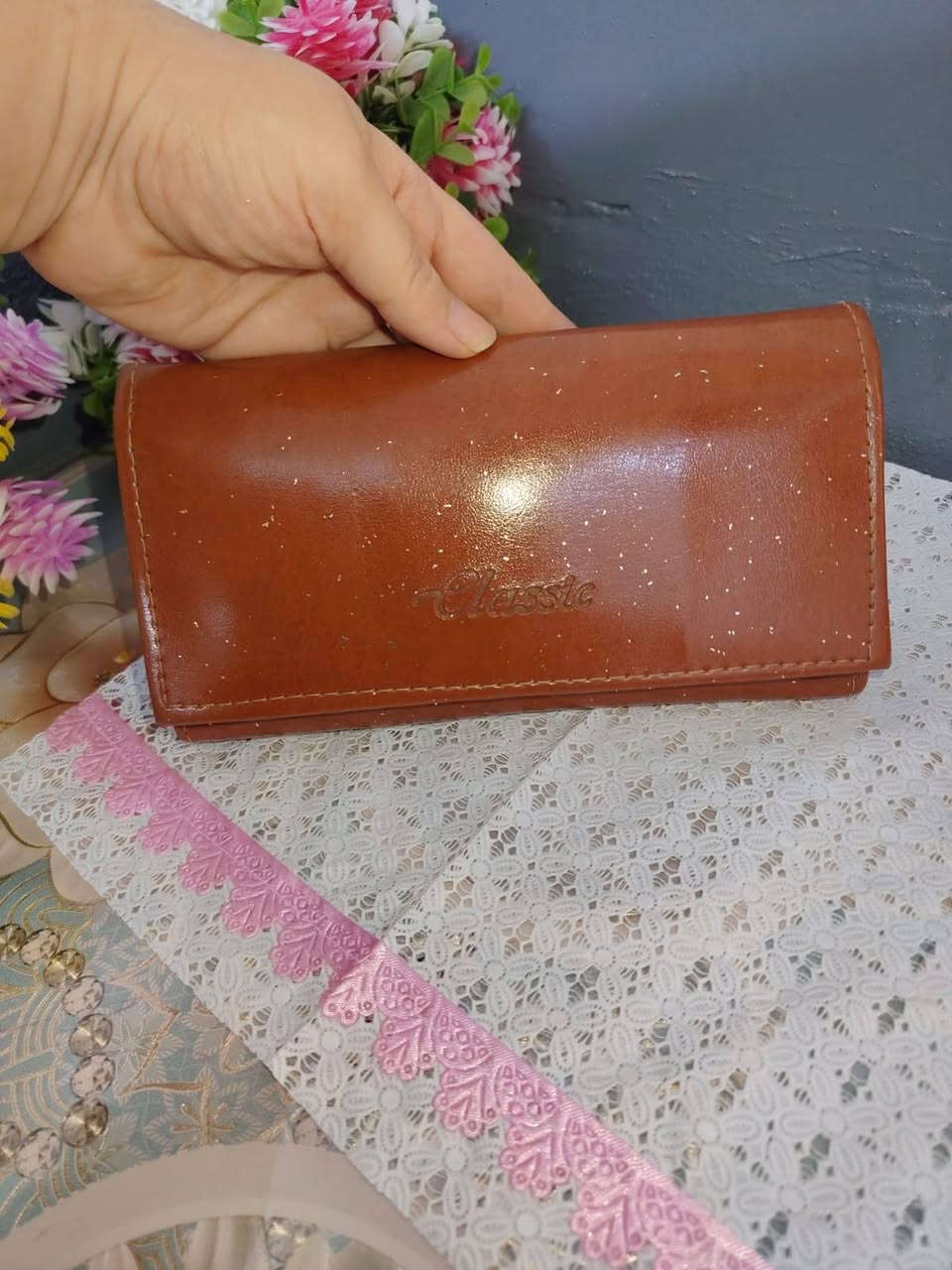 حقائب ماركات متوفر 
ندى عابد للحقائب 👜💼🎒👛


**إذا كنت صاحب هذا الإعلان وتريد حذفه لأي سبب، رجاءا أرسل رسالة إلى الدعم الفني**