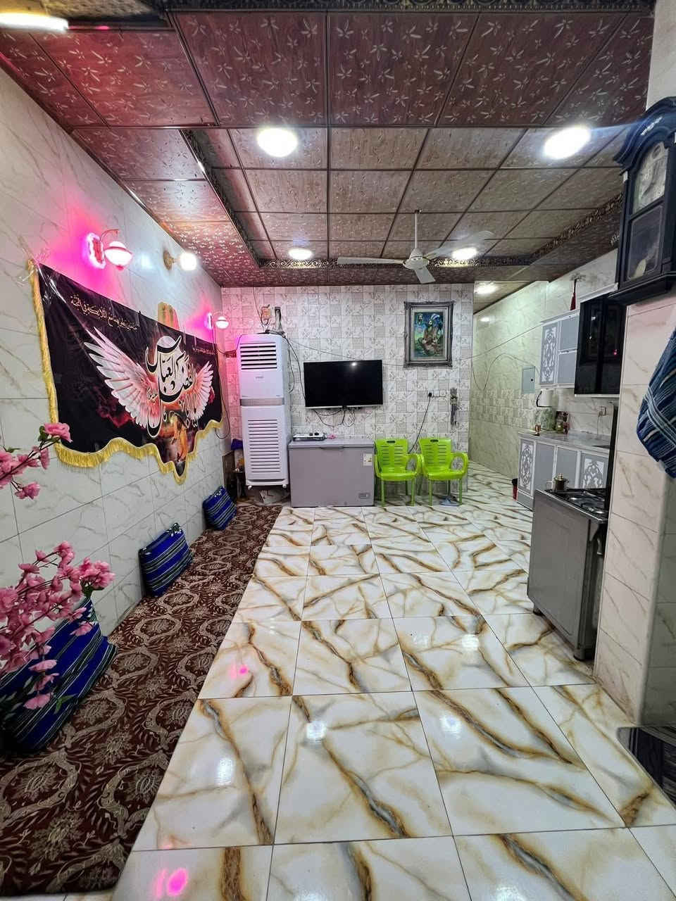 دار للبيع 100 متر حي ميسان قطاع 23 طابو صرف
البناء مسلح كونكريت 
((طابقين))
الطابق الأول  / غرفة وصالة وأستقبال ومطبخ وصحيات
الطابق الثاني / غرفتين وصالة وصحيات

السعر 125  مع المجال. ....D

للأستفسار *********** واتساب أيضاً موجود
