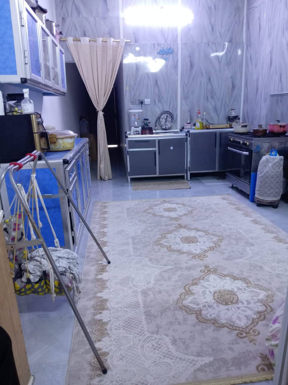 مهاذه العقار الكدامك  150 متر طابو صرف  موووو زراعي طابووووو صرف ركزلي 🏡🔑💯بسعر  120 بيع مستعجل   بلااااششششششششششش والله   البيت امفول يخبل.  موقعه حي العسكري العابد  عمي لحكو متحصلون هيج فرصه  طابو صرف. وبكربلاءءء  اوهيج. سعر.   والله نعمه. اساس صب وسقف صب 🔑💯*********** لااستفسار
