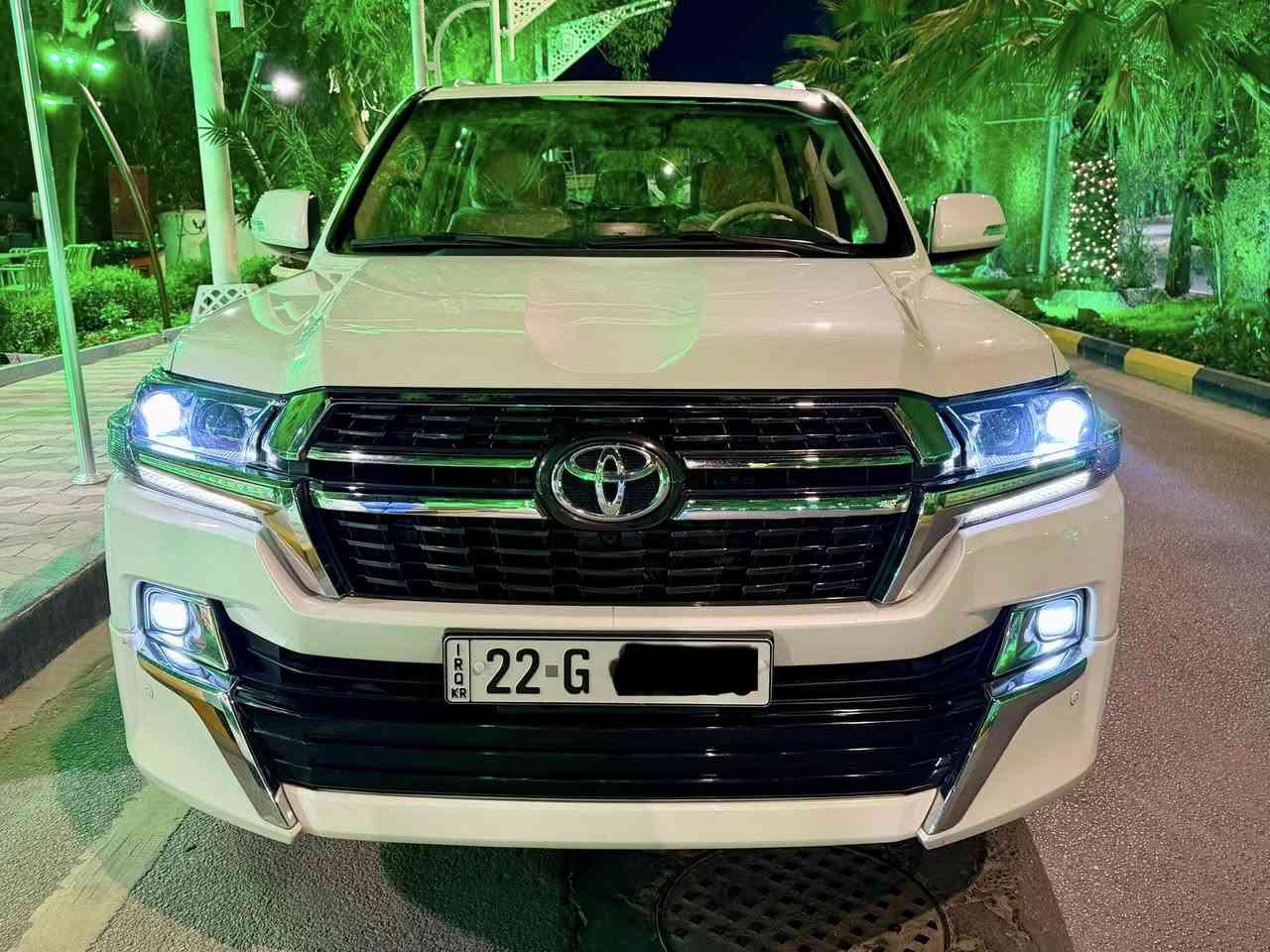 لاندكروز 2021 خليجي كفالة عامة مغلفة ppf كامل حته الدعاميات ماشيه 62 الف رقم اربيل انكليزي  محرك 4000 مكان السيارة كربلاء ***********
