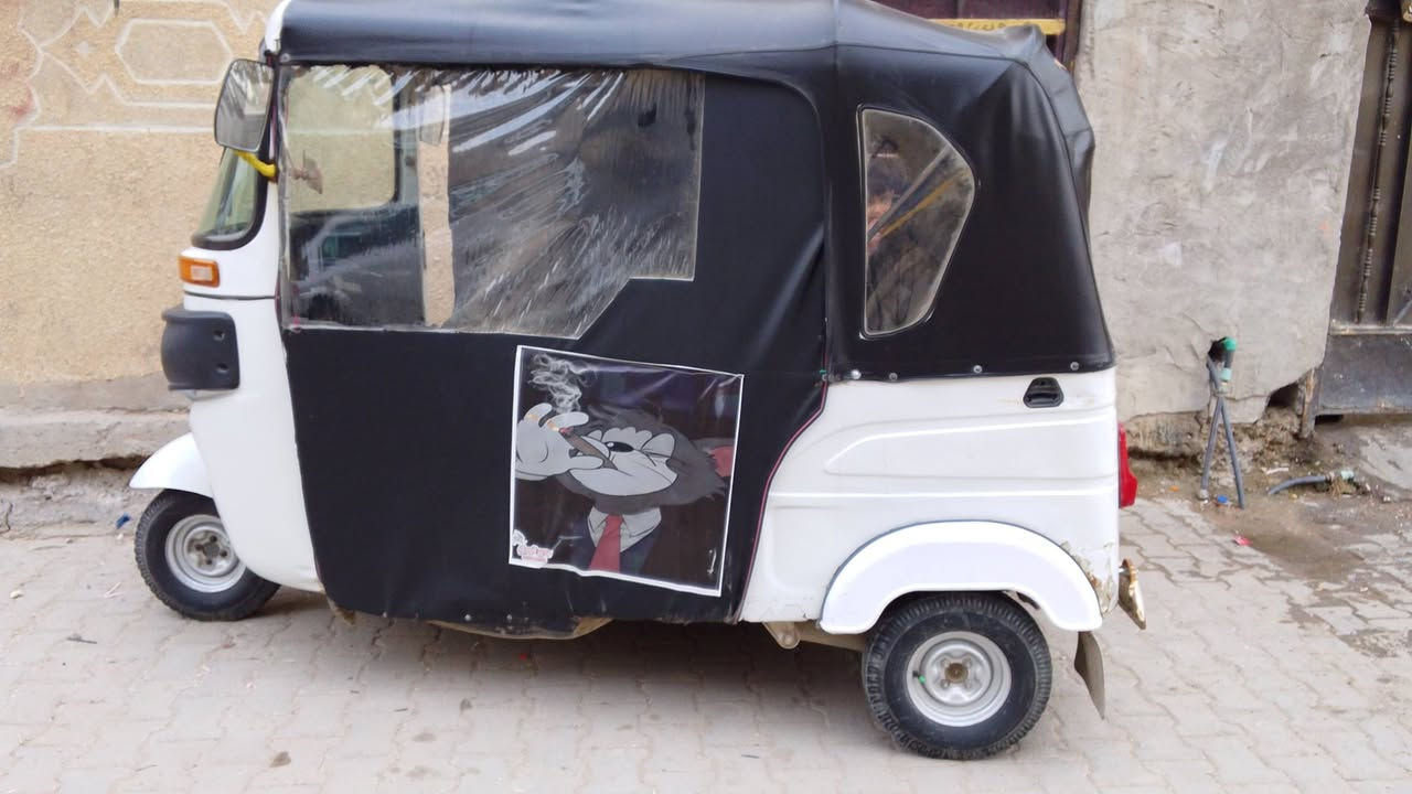 تكتك 21 كايم المحرك بيه كرنك معمرها عام ب 6وربع وبي مجال مكانه بغداد شعله ***********
