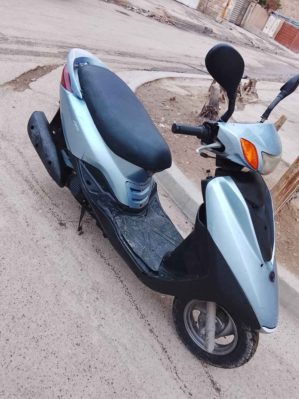 بريز حديث لايت عالي كله شغاله اي نقص مابيه كفرات ختم واحد السعر 550 بغداد الأمين ***********
