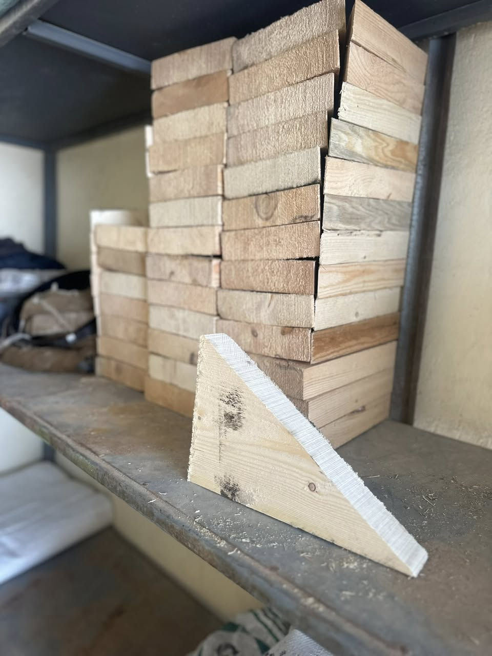 السلام عليكم ورحمة الله وبركاته
تعلن سكله الحاج حمدان الحيران 
على وصول معاكس وفايبر بكل الأحجام بسعار مناسبه جدا
وعرض خاص الإنجارين فقط بسعر مناسب
ويوجد مثلث درج بسعر مناسب 
العنوان العلم فلكه عبدالله جباره على طريق روتانا مجاور إذاعه هنا المجد 
الاستفسار اتصل 
***********
وحياكم الله جميعا
