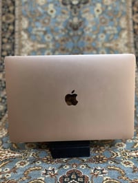 MacBook  Air  m1 ,2020 الـرام (8) والهــارد (256)  للبيع فقط   الاتصال...