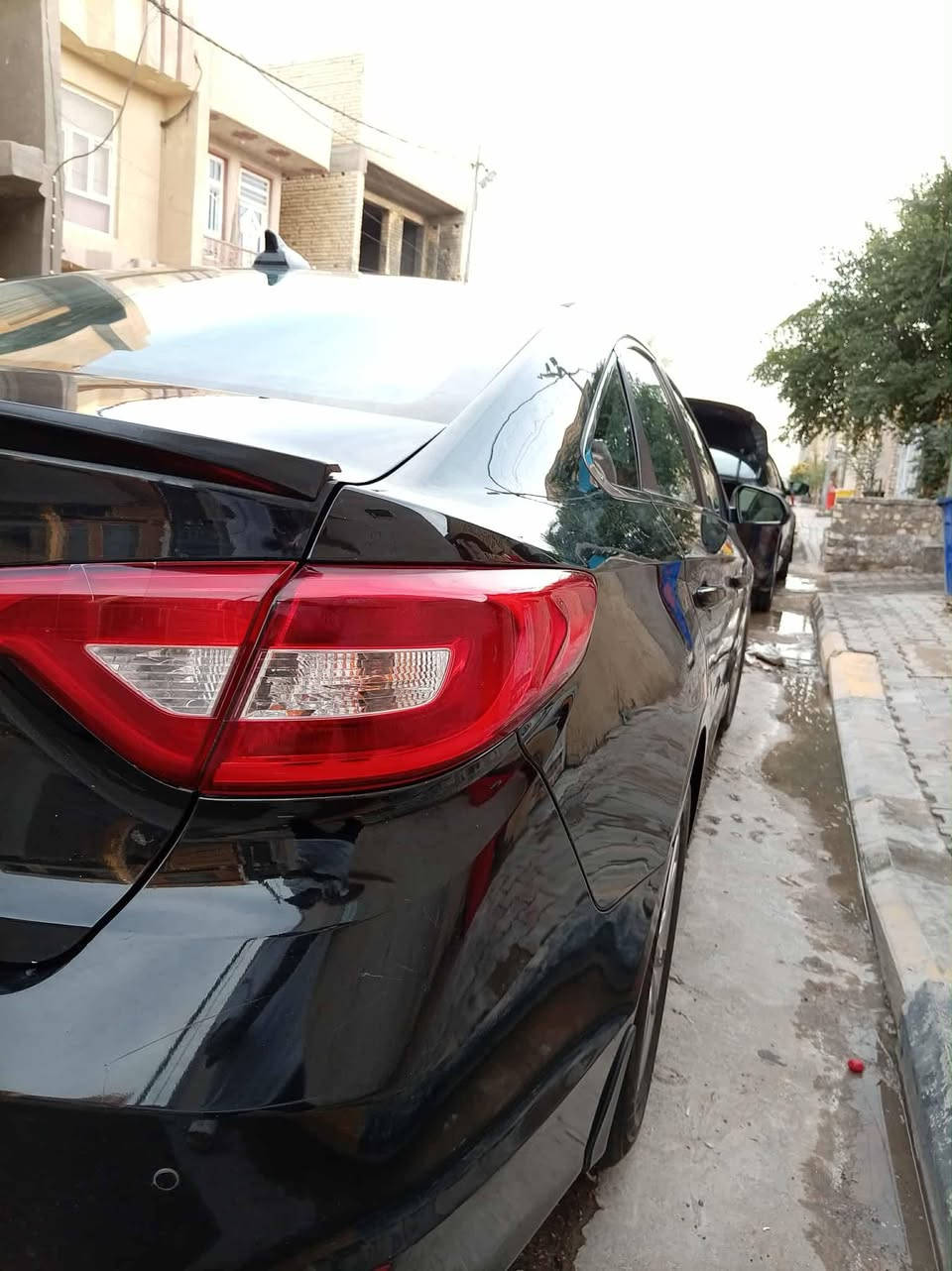 السلام عليكم
سوناتا 2016 امريكي 

كلين تايتل بدون حادث 

كير مكينه مكفول 

كشر مكفول 

كامره دوار 

نظام سستم 

شاشه لمس كبيره 

3انظمه قياده

محدث عل مكينه انسه شي اسمه دوانز 

جي دي اي 2400

ارضيه دوشمه جلد 

سياره جاهزه  جديد بمعنى الكلمه 

ماشيه 100 

السعر 132$

عنواني كوت ***********

بيع او مراوس
