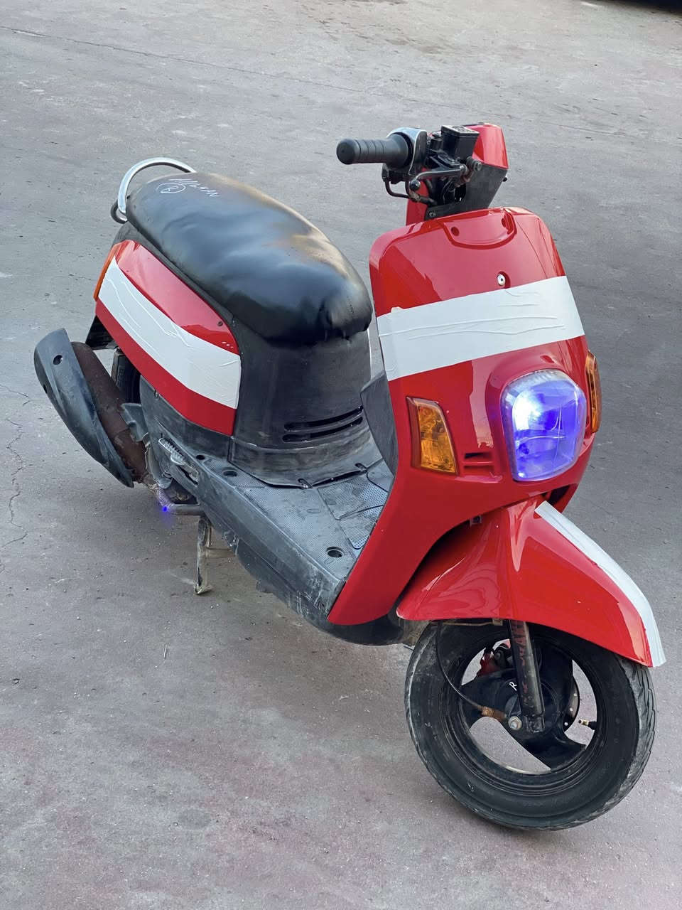 بوليس  ما مفتوحه  دراجه كفاله عامه  سلف هندر كهربايات كله شغاله عينه لاياتات سكنات سعر 750لعنوان المشراك  دراجه مال جناي 
رقمي ***********
