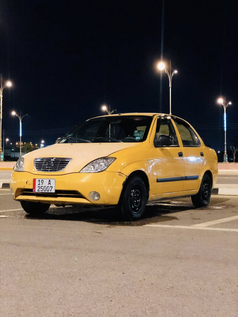 السلام عليكم
طيبه البيع موديل 2016 باسمي 

تبريد ثلج 🧊 

حداديه نضيفه بيه ضربه جاملغ الامامي تبديل و الجاملغ الثاني اثر جراد هم بدلته مصفره غراملت تحويل ثاني يوم تخم تاير جديد  خياس مابيه شواصيه نضيفه 

مكاني كربلاء حي موضفين 

السعر 39 بيه مجال قليل 

***********
